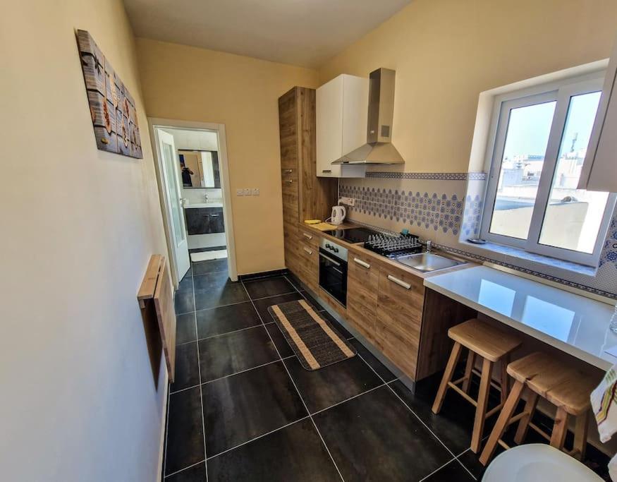 Comfy And Cosy. Apartamento St. Paul's Bay Exterior foto