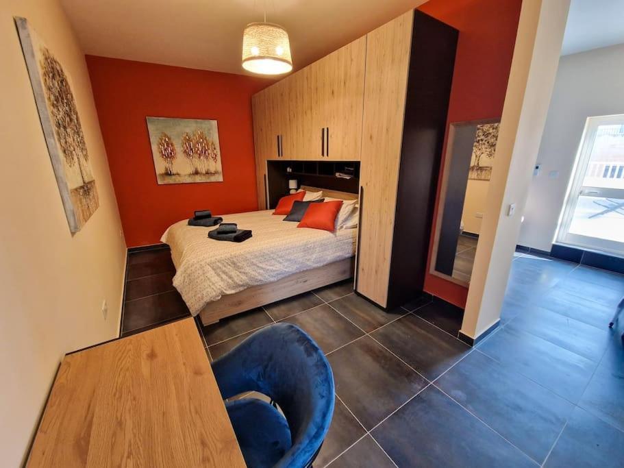 Comfy And Cosy. Apartamento St. Paul's Bay Exterior foto