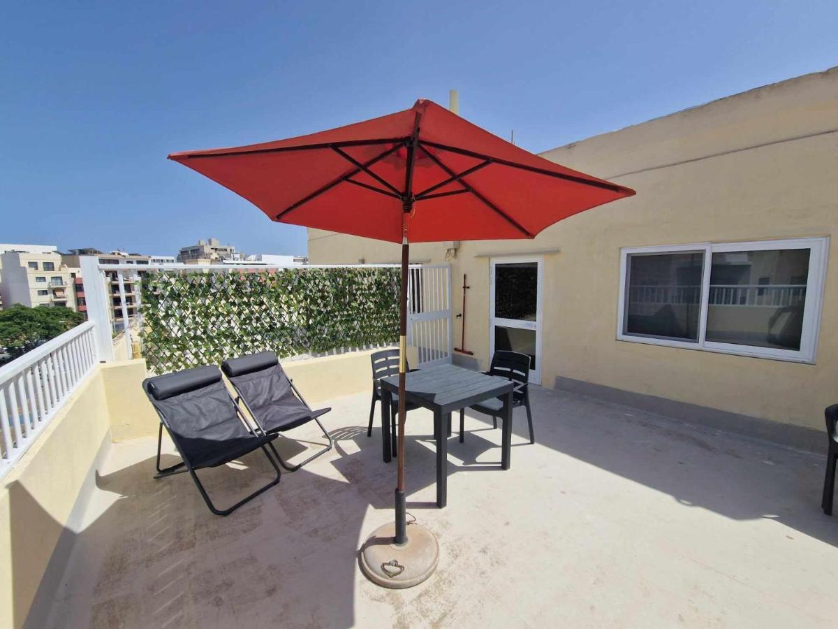 Comfy And Cosy. Apartamento St. Paul's Bay Exterior foto